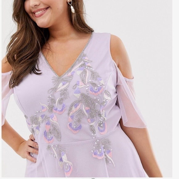 Asos Curve embroidered embellished dress plus 18 - Picture 4 of 7